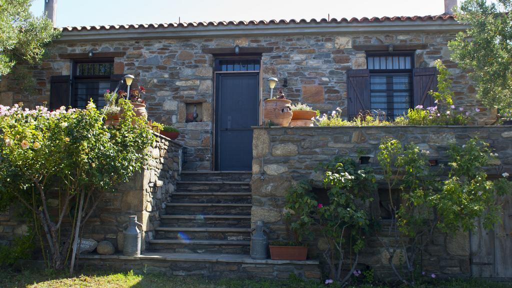 Petrino Spiti Villa Parthenonas Exterior photo